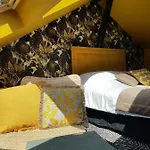 Otel La 10