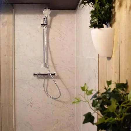 La 10 Ξενοδοχείο 3*