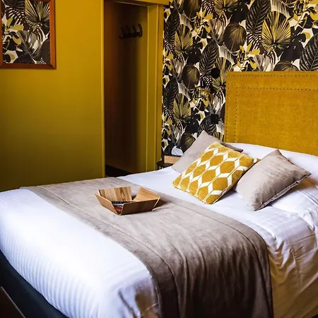 La 10 Hotel