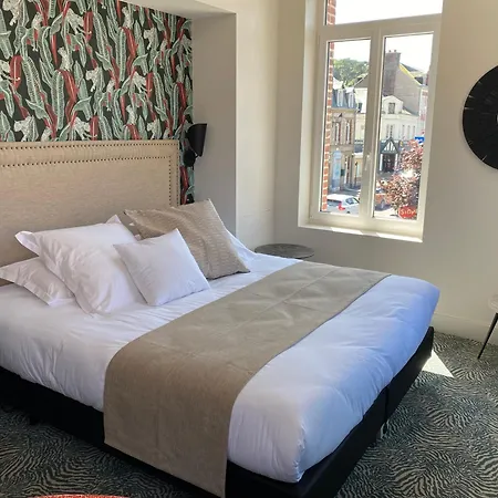La 10 Hotel Etretat