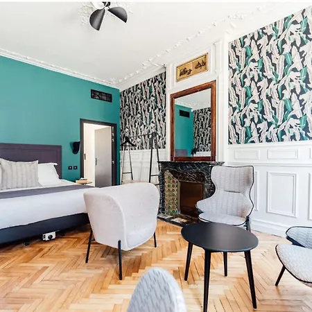 Hotel La 10