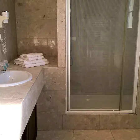 Ξενοδοχείο La 10 Ετρετά