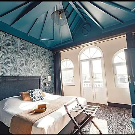 Hotel La 10 Étretat