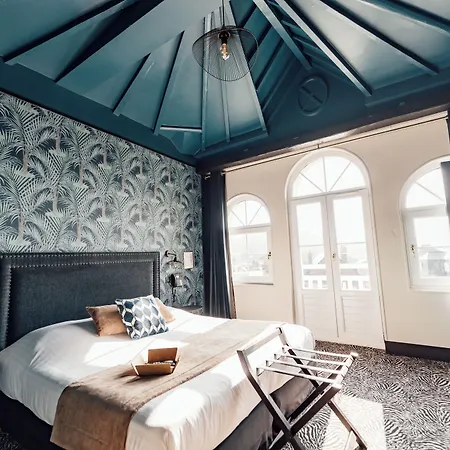 Hotel La 10