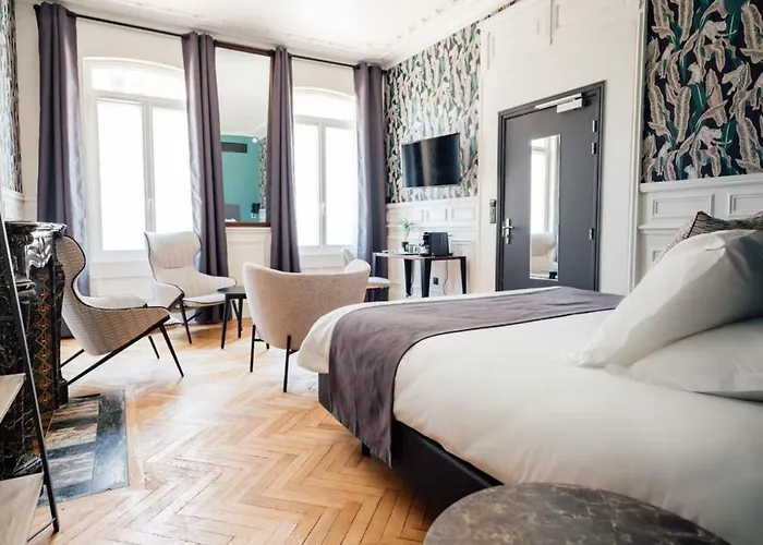 酒店 La 10 埃特勒塔